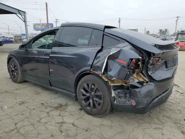 7SAXCDE58RF440258 2024 TESLA MODEL X - Image 2