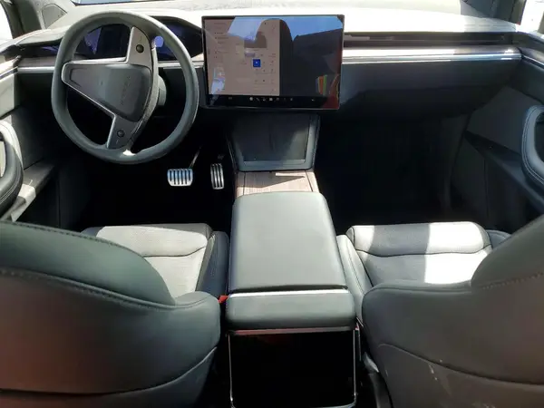 7SAXCDE58RF451986 2024 TESLA MODEL X - Image 8