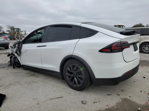 7SAXCDE58RF453902 2024 TESLA MODEL X - Image 2