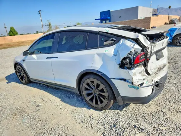 7SAXCDE59NF339045 2022 TESLA MODEL X - Image 2