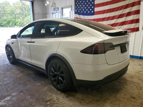 7SAXCDE59NF343581 2022 TESLA MODEL X - Image 2