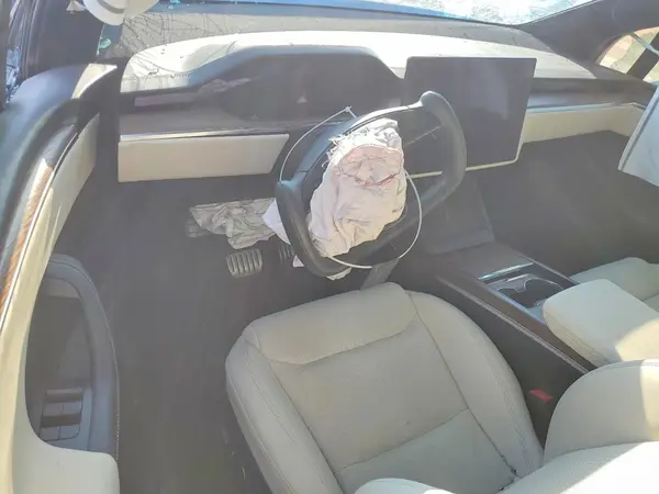 7SAXCDE59NF354841 2022 TESLA MODEL X - Image 8