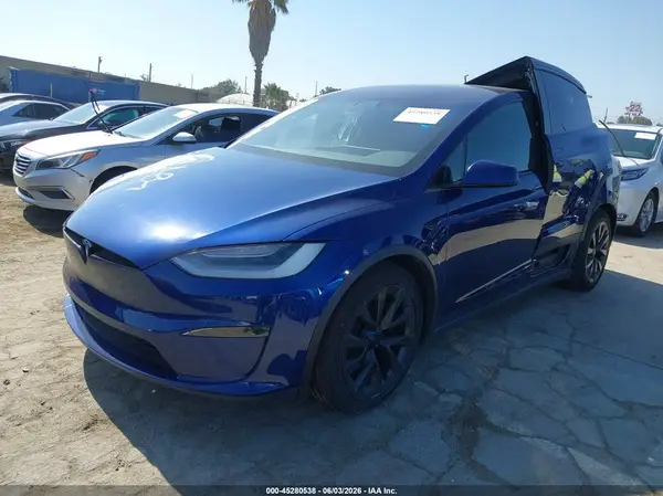 7SAXCDE59PF386840 2023 TESLA MODEL X - Image 2