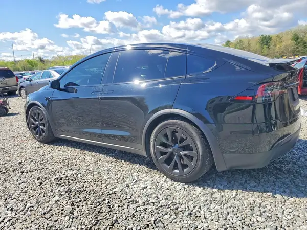 7SAXCDE59PF416791 2023 TESLA MODEL X - Image 2