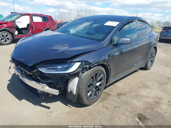 7SAXCDE59PF428083 2023 TESLA MODEL X - Image 2