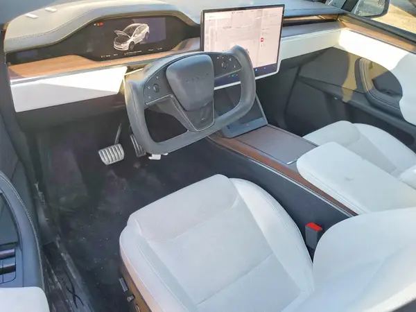 7SAXCDE59RF436624 2024 TESLA MODEL X - Image 8