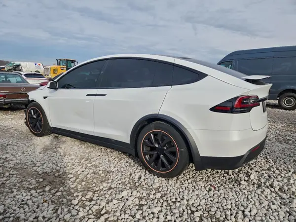 7SAXCDE59RF452693 2024 TESLA MODEL X - Image 2