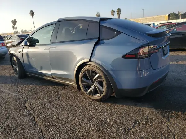 7SAXCDE59TF479092 2026 TESLA MODEL X - Image 2