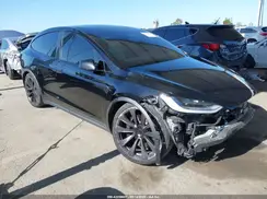 7SAXCDE5XNF335585 2022 TESLA MODEL X