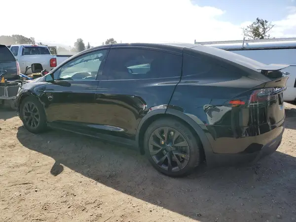 7SAXCDE5XNF337790 2022 TESLA MODEL X - Image 2