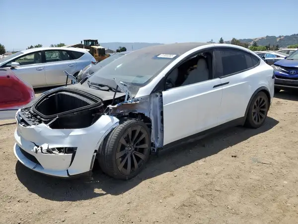 7SAXCDE5XNF338776 2022 TESLA MODEL X - Image 1