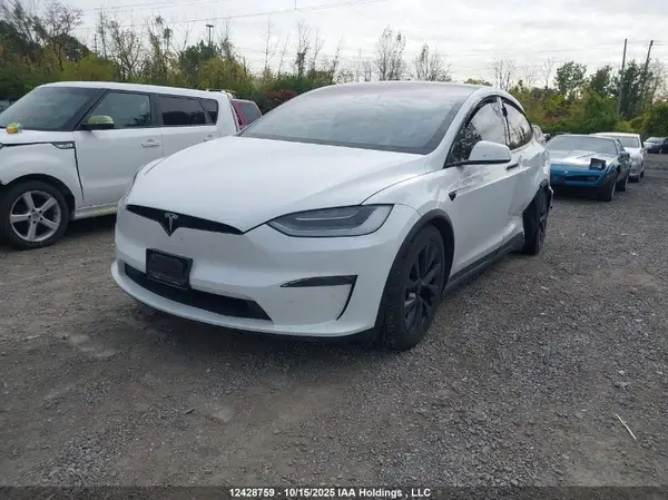 7SAXCDE5XNF339765 2022 TESLA MODEL X - Image 2