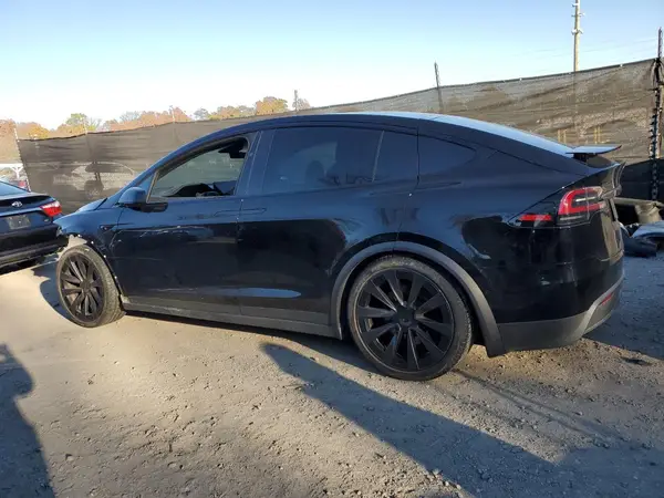 7SAXCDE5XNF341225 2022 TESLA MODEL X - Image 2