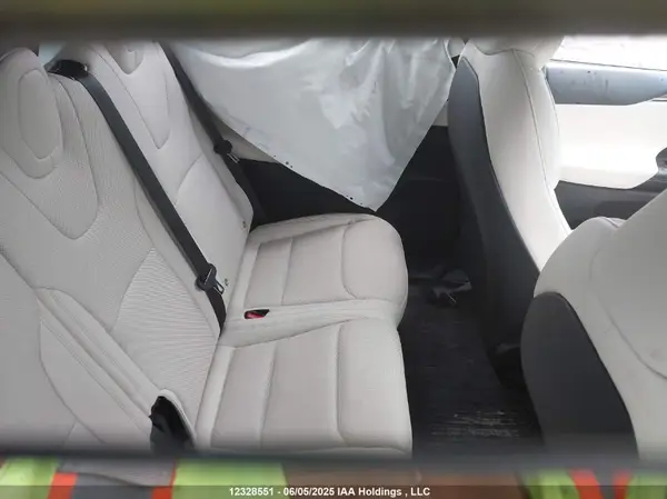 7SAXCDE5XNF354072 2022 TESLA MODEL X - Image 8