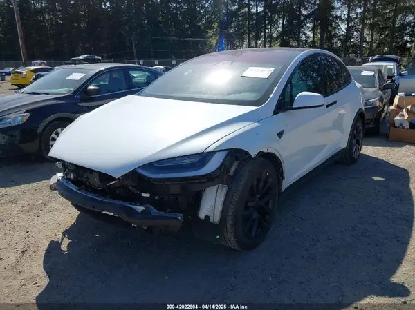 7SAXCDE5XPF377337 2023 TESLA MODEL X - Image 2