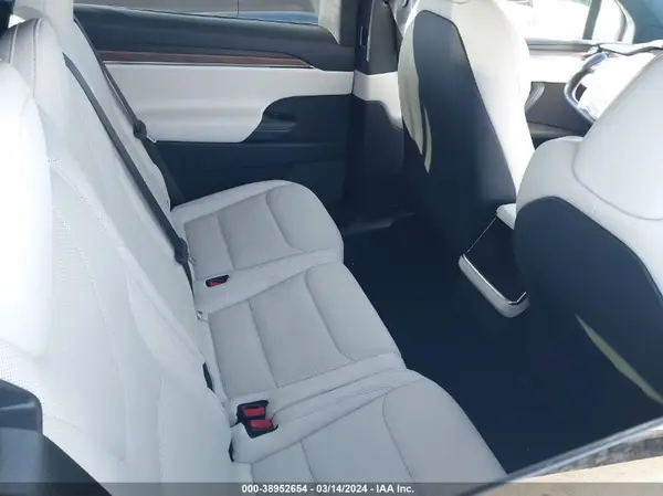 7SAXCDE5XPF378942 2023 TESLA MODEL X - Image 8