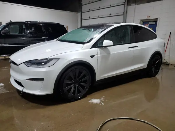7SAXCDE5XPF381338 2023 TESLA MODEL X - Image 1