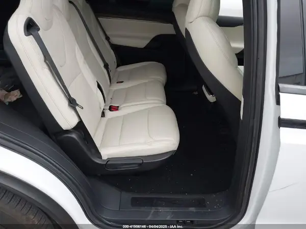 7SAXCDE5XPF381341 2023 TESLA MODEL X - Image 8