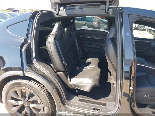 7SAXCDE5XPF413723 2023 TESLA MODEL X - Image 8