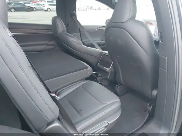 7SAXCDE5XRF453495 2024 TESLA MODEL X - Image 8