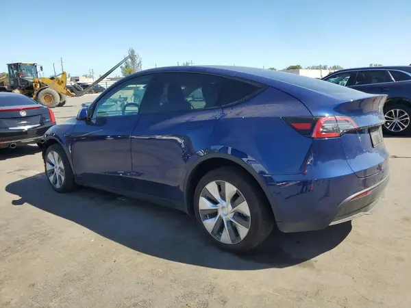 7SAYGAEE0NF308533 2022 TESLA MODEL Y - Image 2