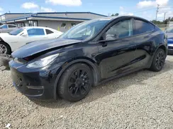7SAYGAEE0NF340771 2022 TESLA MODEL Y