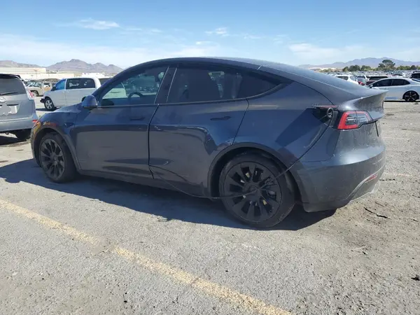 7SAYGAEE0NF351169 2022 TESLA MODEL Y - Image 2