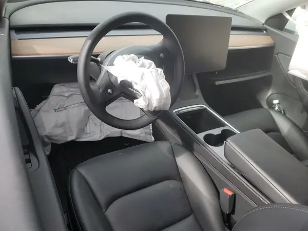 7SAYGAEE0NF366416 2022 TESLA MODEL Y - Image 8