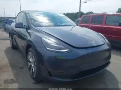 7SAYGAEE0NF377366 2022 TESLA MODEL Y