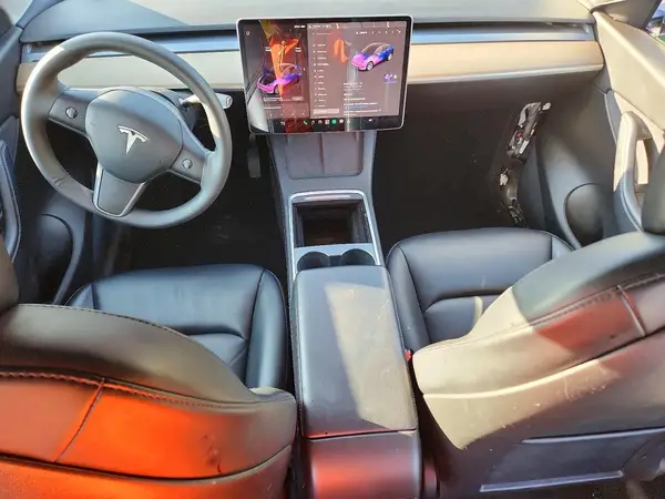 7SAYGAEE0NF401133 2022 TESLA MODEL Y - Image 8