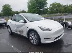 7SAYGAEE0NF429515 2022 TESLA MODEL Y