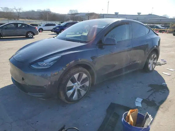 7SAYGAEE0NF432835 2022 TESLA MODEL Y - Image 1