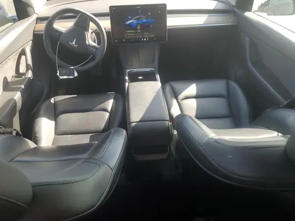 7SAYGAEE0NF487527 2022 TESLA MODEL Y - Image 8