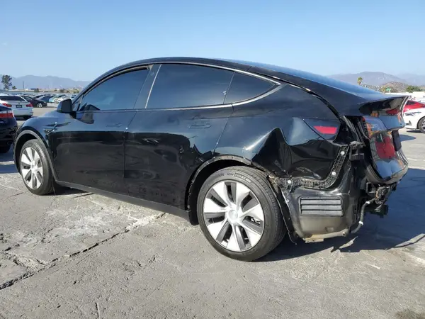 7SAYGAEE0NF493974 2022 TESLA MODEL Y - Image 2