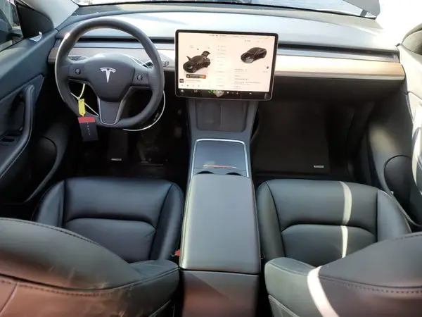 7SAYGAEE0NF493974 2022 TESLA MODEL Y - Image 8