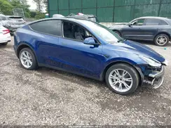 7SAYGAEE0NF515889 2022 TESLA MODEL Y