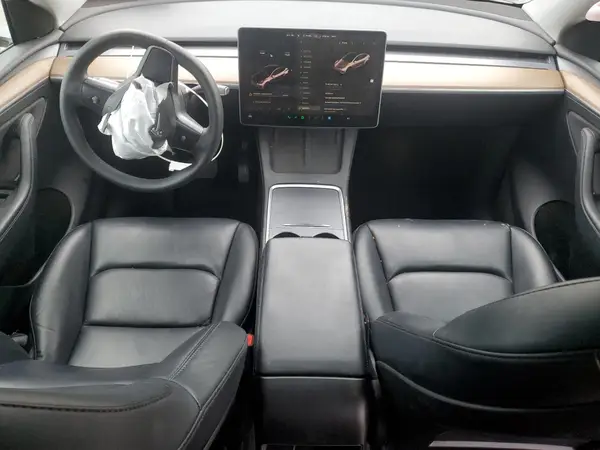 7SAYGAEE0NF547354 2022 TESLA MODEL Y - Image 8