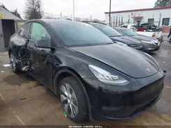 7SAYGAEE0NF573937 2022 TESLA MODEL Y