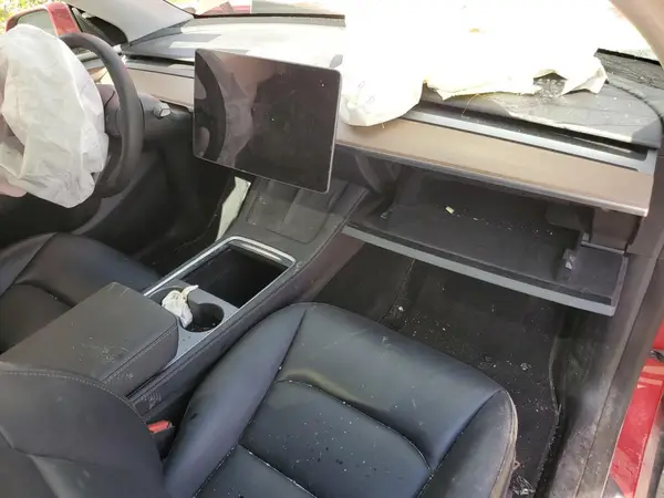 7SAYGAEE0PF586299 2023 TESLA MODEL Y - Image 8