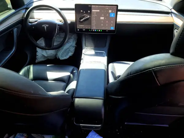 7SAYGAEE0PF589025 2023 TESLA MODEL Y - Image 8