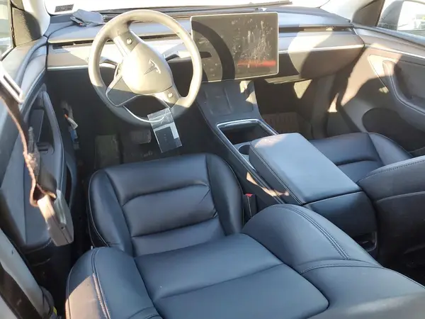 7SAYGAEE0PF596346 2023 TESLA MODEL Y - Image 8