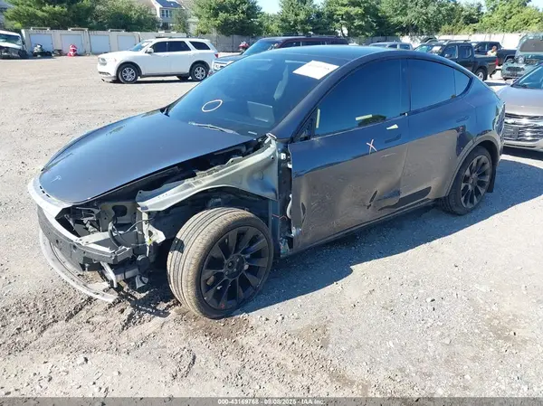 7SAYGAEE0PF606695 2023 TESLA MODEL Y - Image 2