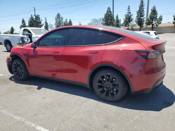 7SAYGAEE0PF638398 2023 TESLA MODEL Y - Image 2