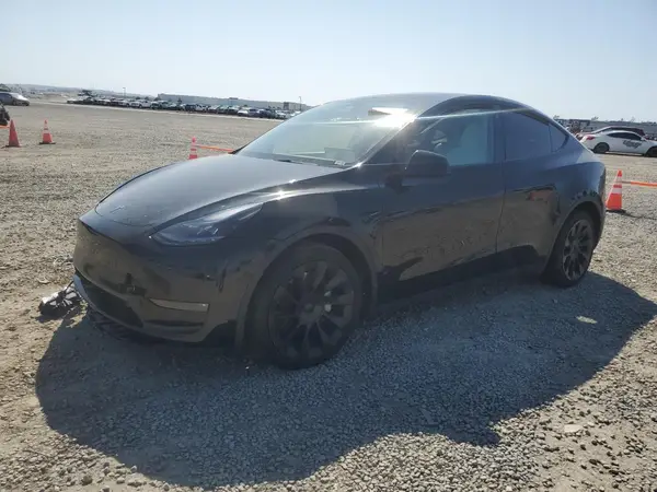 7SAYGAEE0PF642810 2023 TESLA MODEL Y - Image 1