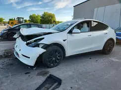 7SAYGAEE0PF647800 2023 TESLA MODEL Y