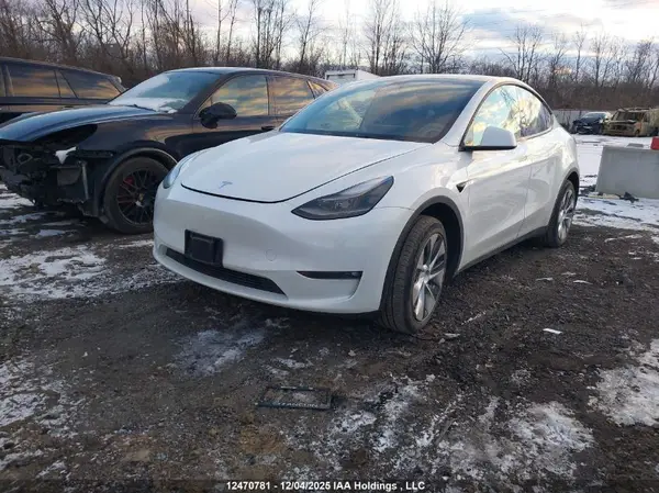 7SAYGAEE0PF668372 2023 TESLA MODEL Y - Image 2