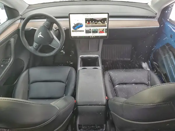 7SAYGAEE0PF673636 2023 TESLA MODEL Y - Image 8
