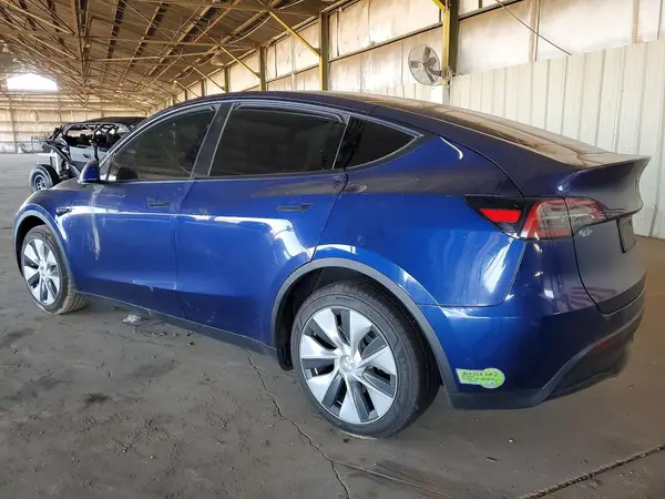 7SAYGAEE0PF682627 2023 TESLA MODEL Y - Image 2