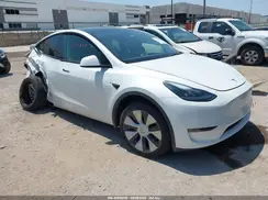 7SAYGAEE0PF685043 2023 TESLA MODEL Y