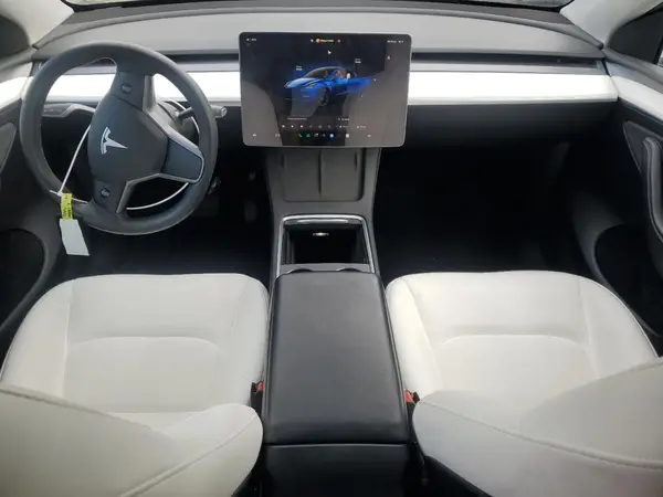 7SAYGAEE0PF697080 2023 TESLA MODEL Y - Image 8